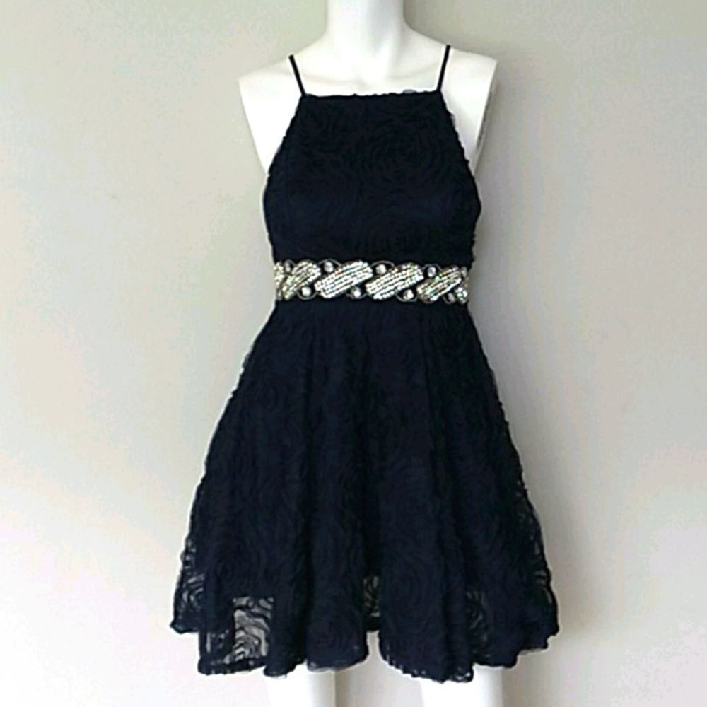 Trixxi Cocktail/Prom Dress. Size 1 - Picture 1 of 14